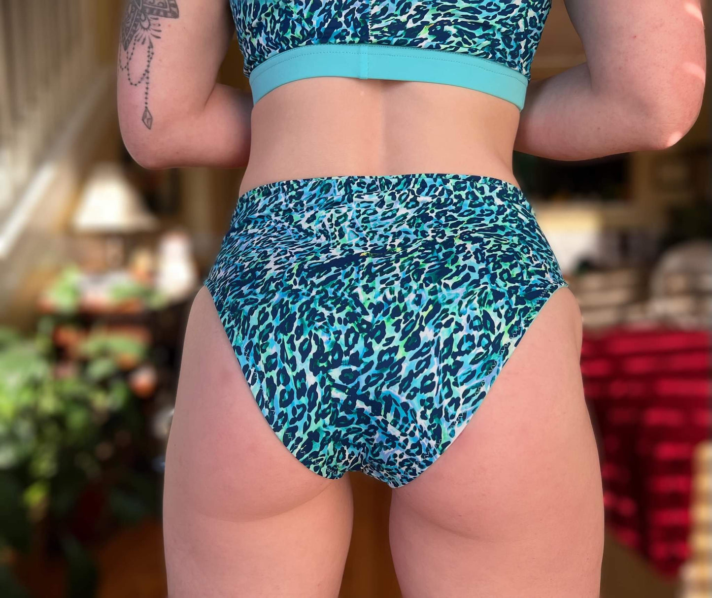 CUSTOMIZABLE Fifi Bottoms (Reversable)
